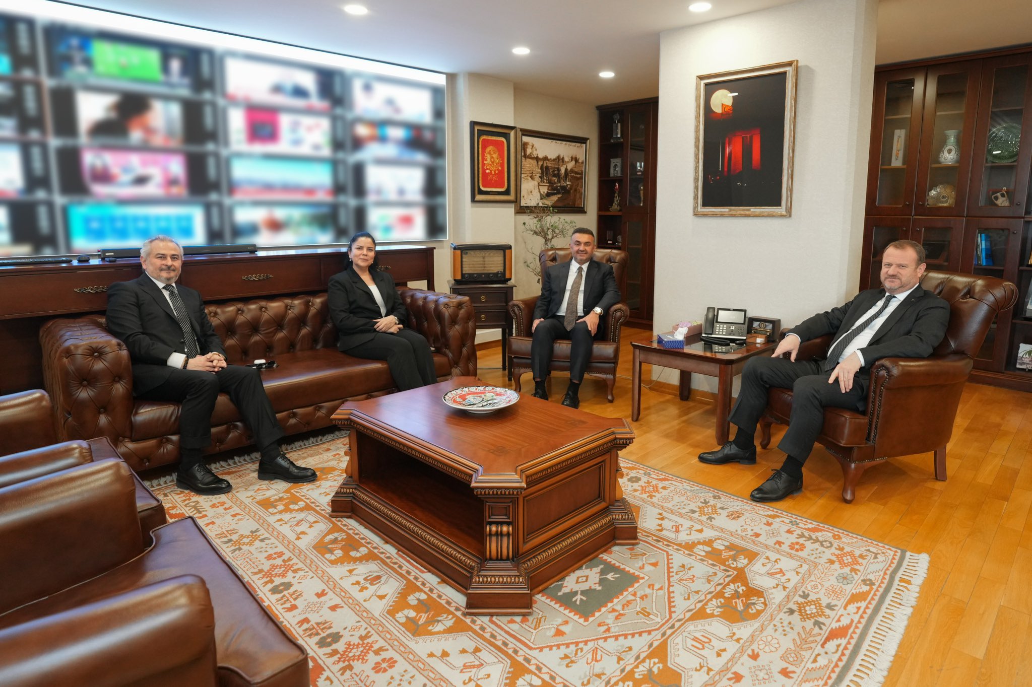 Megabirlik A.Ş. Yönetim Kurulu Başkanı Kadir Sayın, Kanal 3 Genel