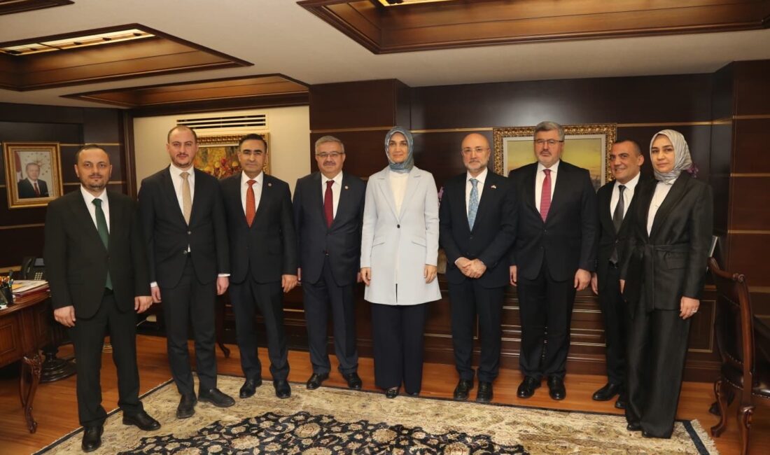 Cumhurbaşkanı Recep Tayyip Erdoğan’ın tensipleriyle Afyonkarahisar Valiliği görevinden İçişleri Bakan