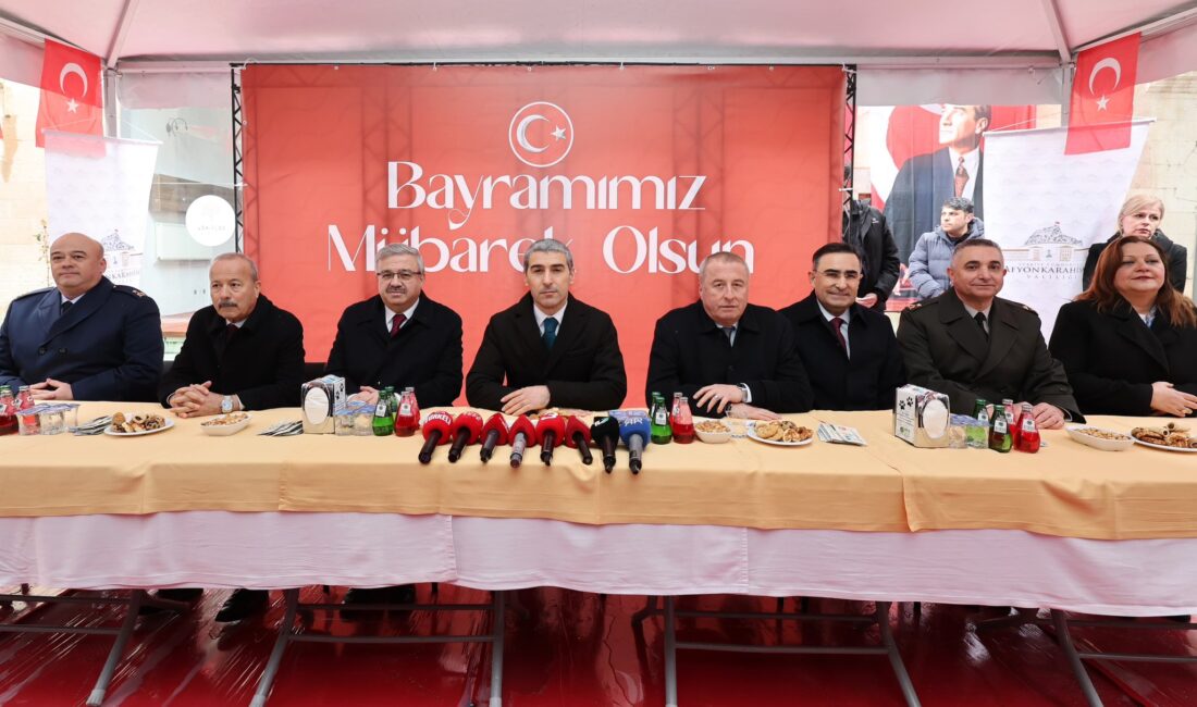 Afyonkarahisar'da Ramazan Bayramı dolayısıyla düzenlenen resmi bayramlaşma töreni, Taş Medrese’nin