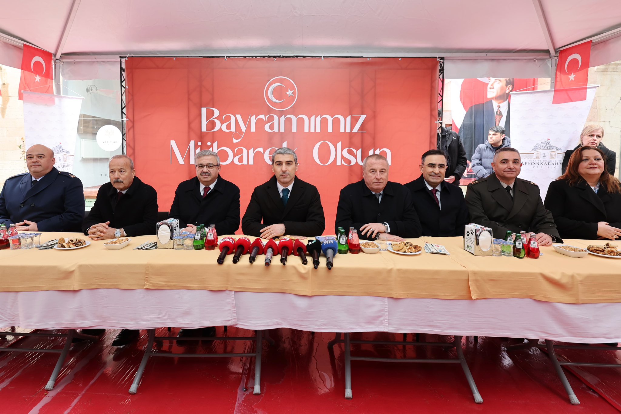 Afyonkarahisar'da Ramazan Bayramı dolayısıyla düzenlenen resmi bayramlaşma töreni, Taş Medrese’nin