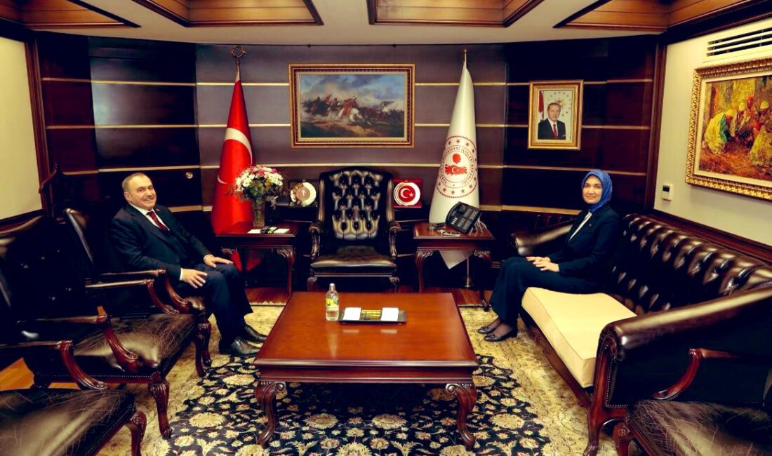 Afyonkarahisar’da görev yaptığı süre boyunca hayata geçirdiği projelerle tanınan ve