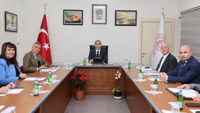 Afyonkarahisar Valisi Dr. Naci Aktaş, şehrin kültürel ve turistik kalkınmasına