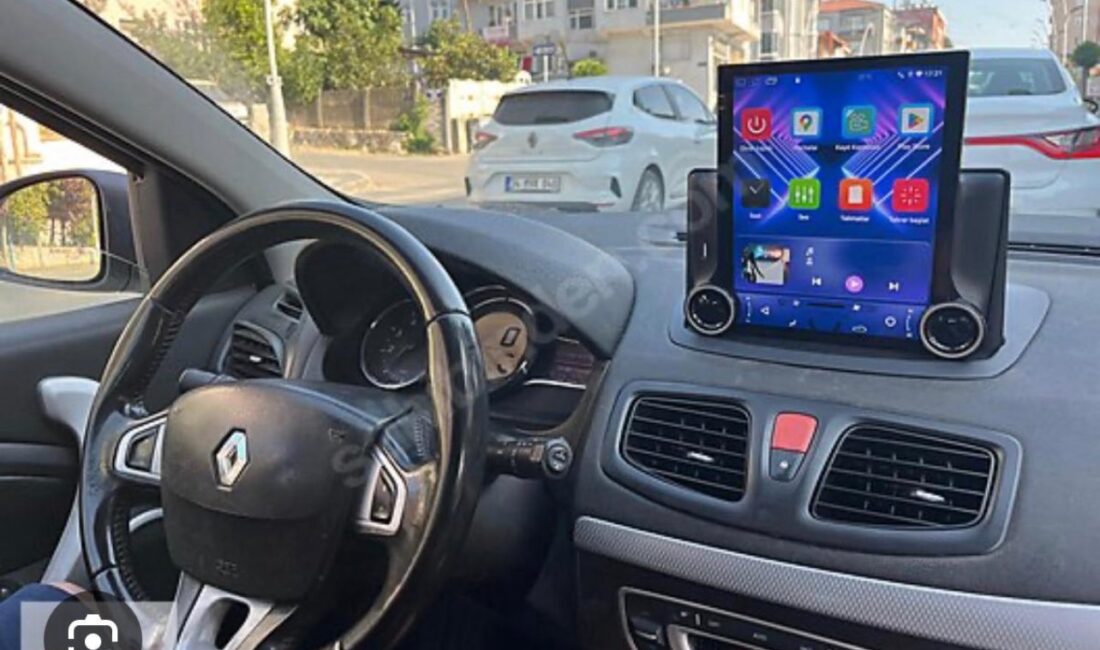 Araç sahipleri arasında "sonradan takılan tüm ekranlar yasaklanıyor" şeklinde yayılan