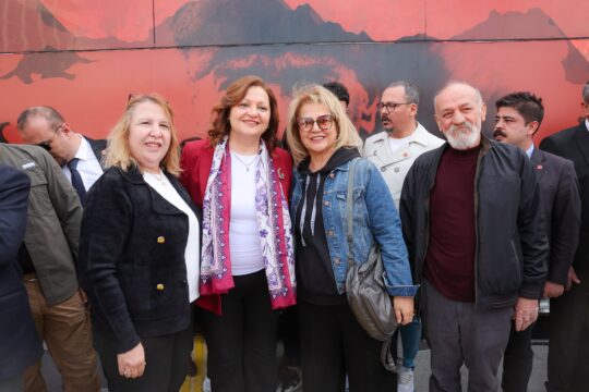 Afyonkarahisar Belediye Başkanı Burcu Köksal, Cumhuriyet Halk Partisi Genel Başkanı