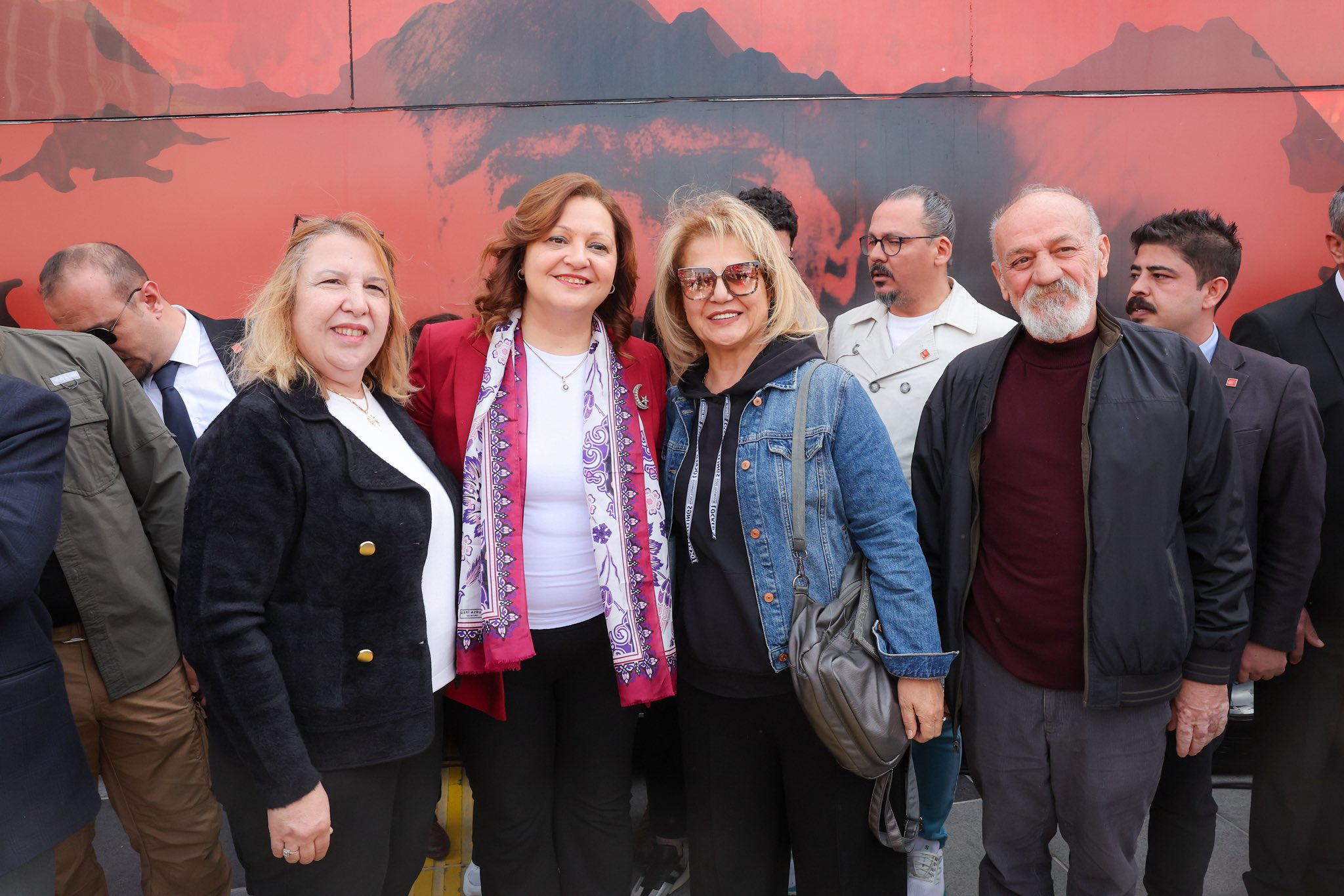 Afyonkarahisar Belediye Başkanı Burcu Köksal, Cumhuriyet Halk Partisi Genel Başkanı