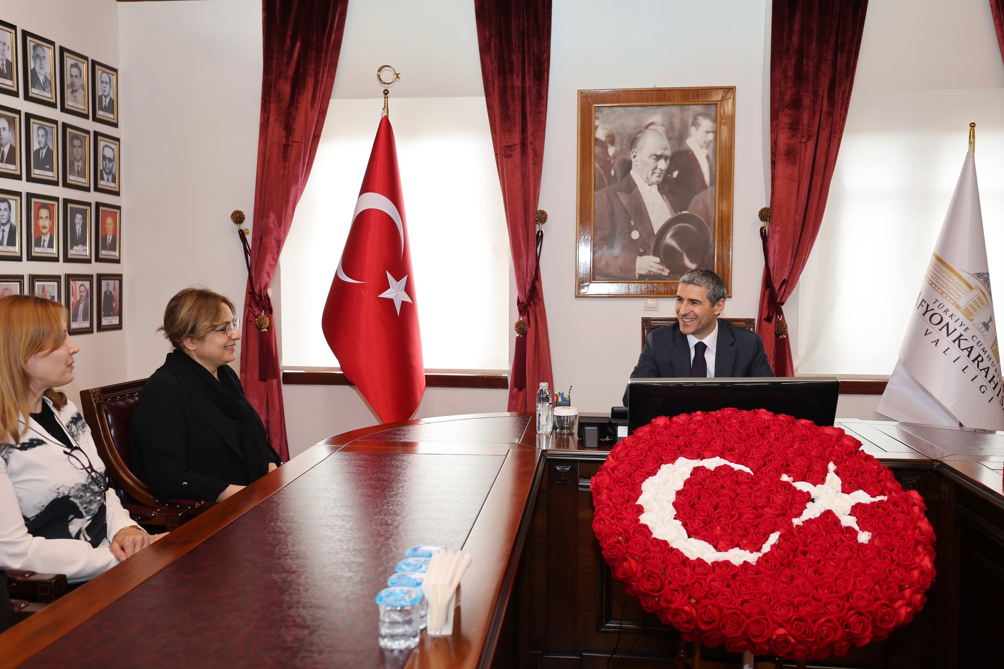 Afyonkarahisar Valisi Dr. Naci Aktaş, göreve başlamasının ardından kendisine yönelik