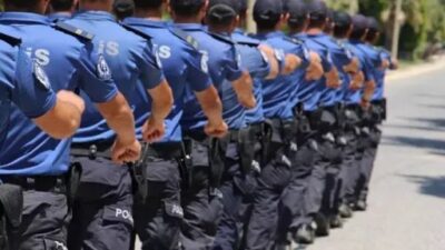 Türkiye Gazetesi'nin haberine göre, Emniyet Teşkilatı Kanunu'nda yapılacak kapsamlı bir