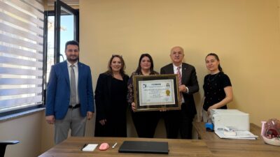 Afyonkarahisar Serbest Muhasebeci Mali Müşavirler Odası (ASMMMO) yönetimi, ruhsatlarını alarak