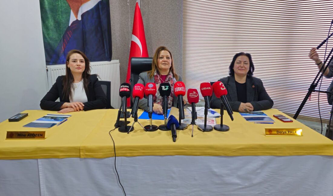 Afyonkarahisar Belediye Meclisi, gündemindeki 46 maddeyi görüşmek üzere toplandı.