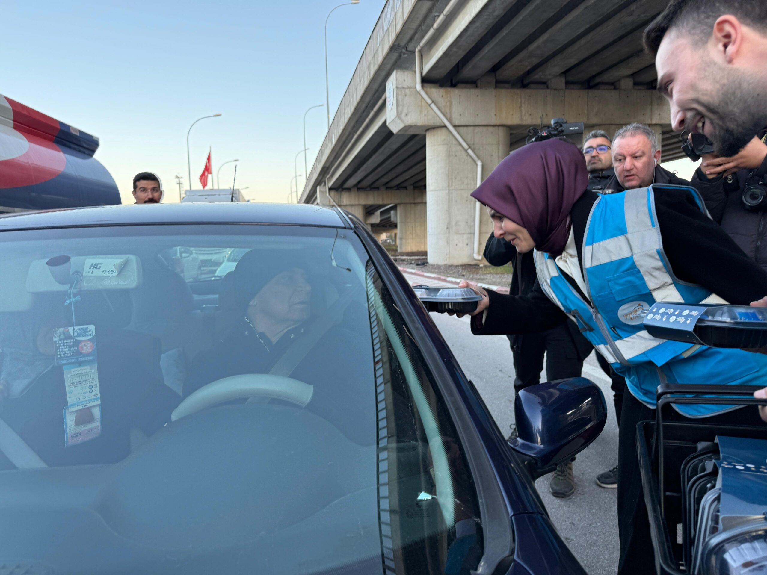 Bir dizi ziyaret ve temaslarda bulunmak üzere Afyonkarahisar’da bulunan Aile