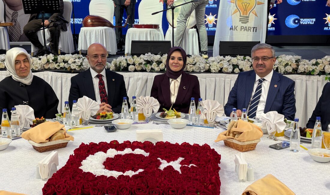 Bir dizi ziyaret ve temaslarda bulunmak üzere Afyonkarahisar’da bulunan Aile