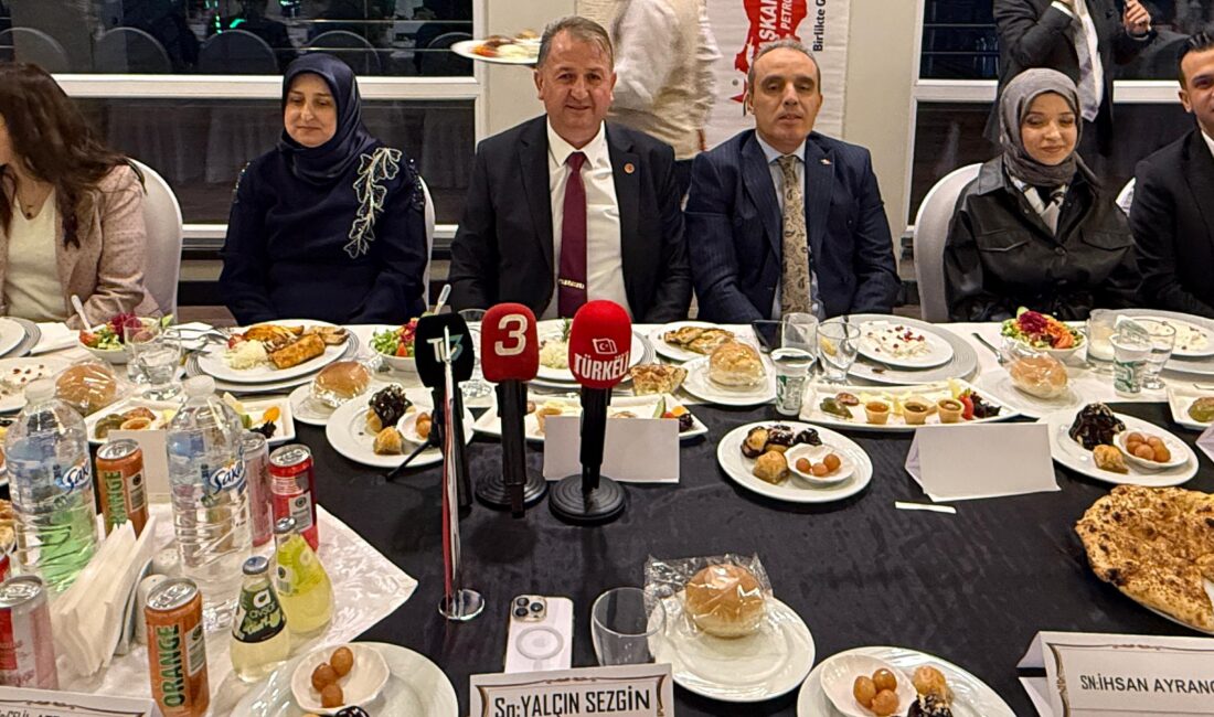 Afyonkarahisar’ın sevilen iş insanı Osman Ulupınar, bir termal otelde düzenlediği