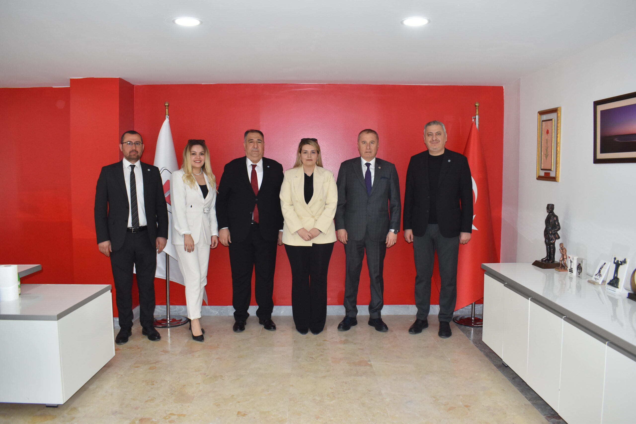 İYİ Parti Genel Başkan Yardımcısı Hakan Şeref Olgun, İYİ Parti