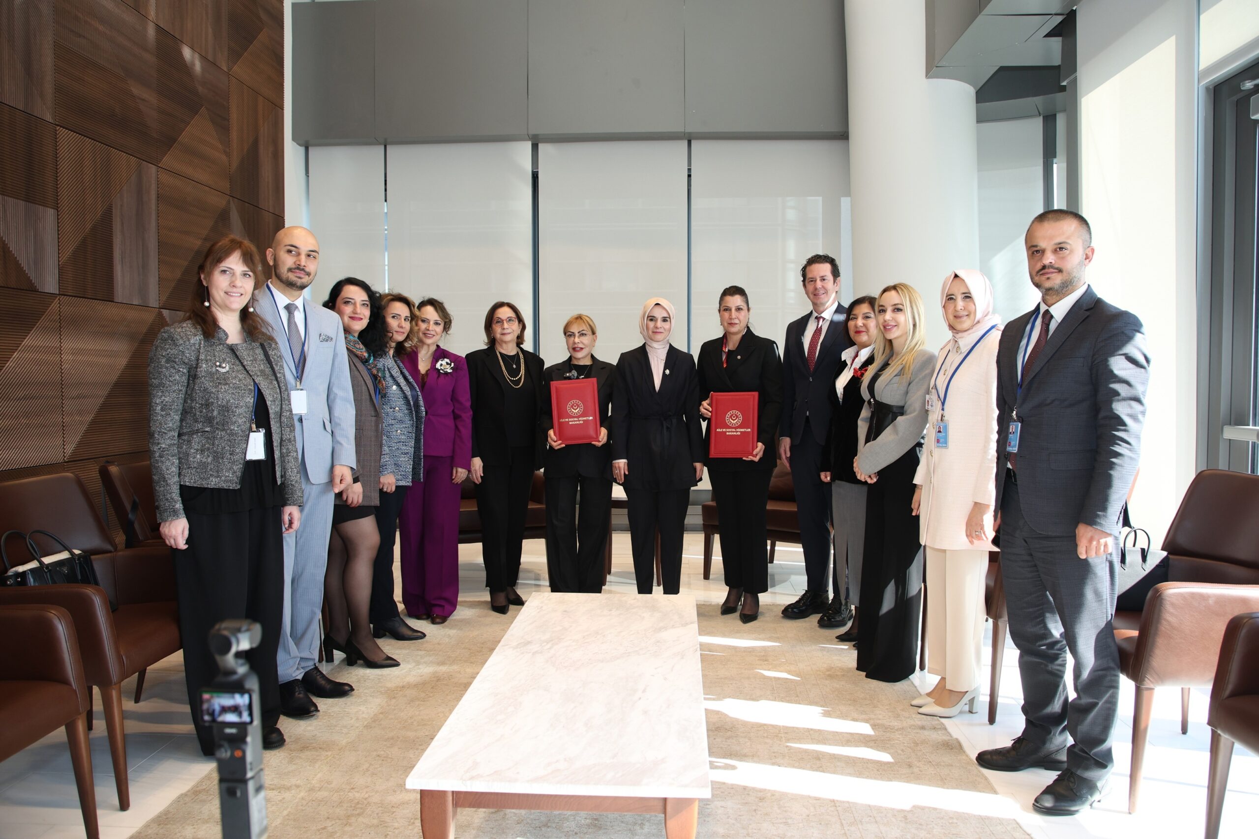Aile ve Sosyal Hizmetler Bakanlığı Kadının Statüsü Genel Müdürlüğü ile