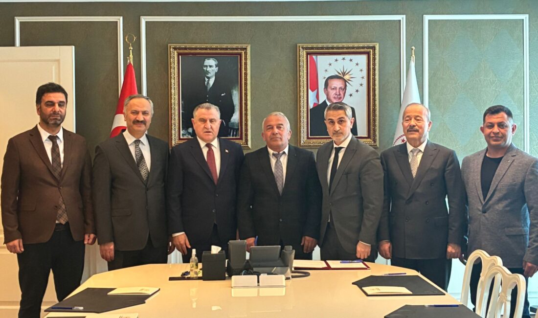 Milliyetçi Hareket Partisi Afyonkarahisar Milletvekili Mehmet Taytak, Erenler Gençlik Merkezi