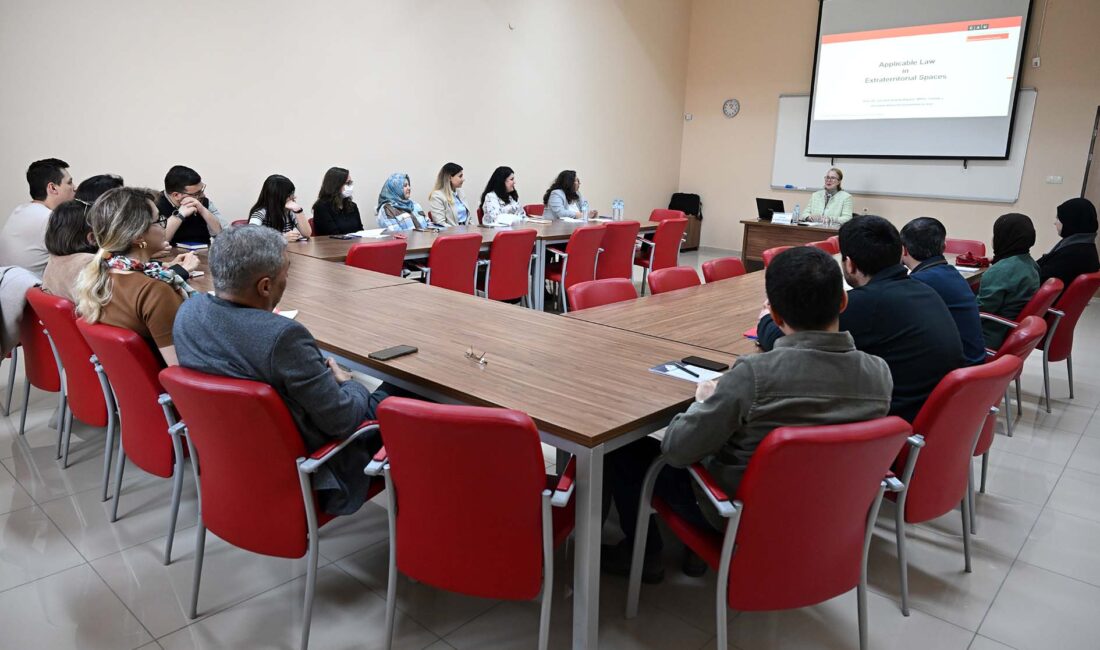 Afyon Kocatepe Üniversitesi (AKÜ) Hukuk Fakültesi tarafından düzenlenen, Prof. Dr.