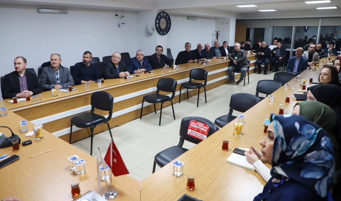 AK Parti İl Yürütme Kurulu toplantısını ve İl Yönetim Kurulu