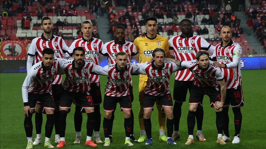 UEFA Konferans Ligi son 16 turu rövanşında İspanya ekibi Rayo