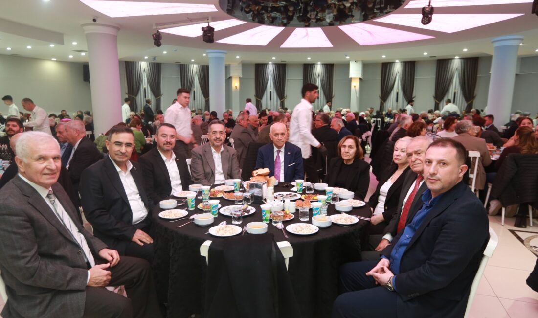 Sandıklı Belediye Başkanı Adnan Öztaş, Ankara Sandıklılılar Vakfı (SANVAK) tarafından