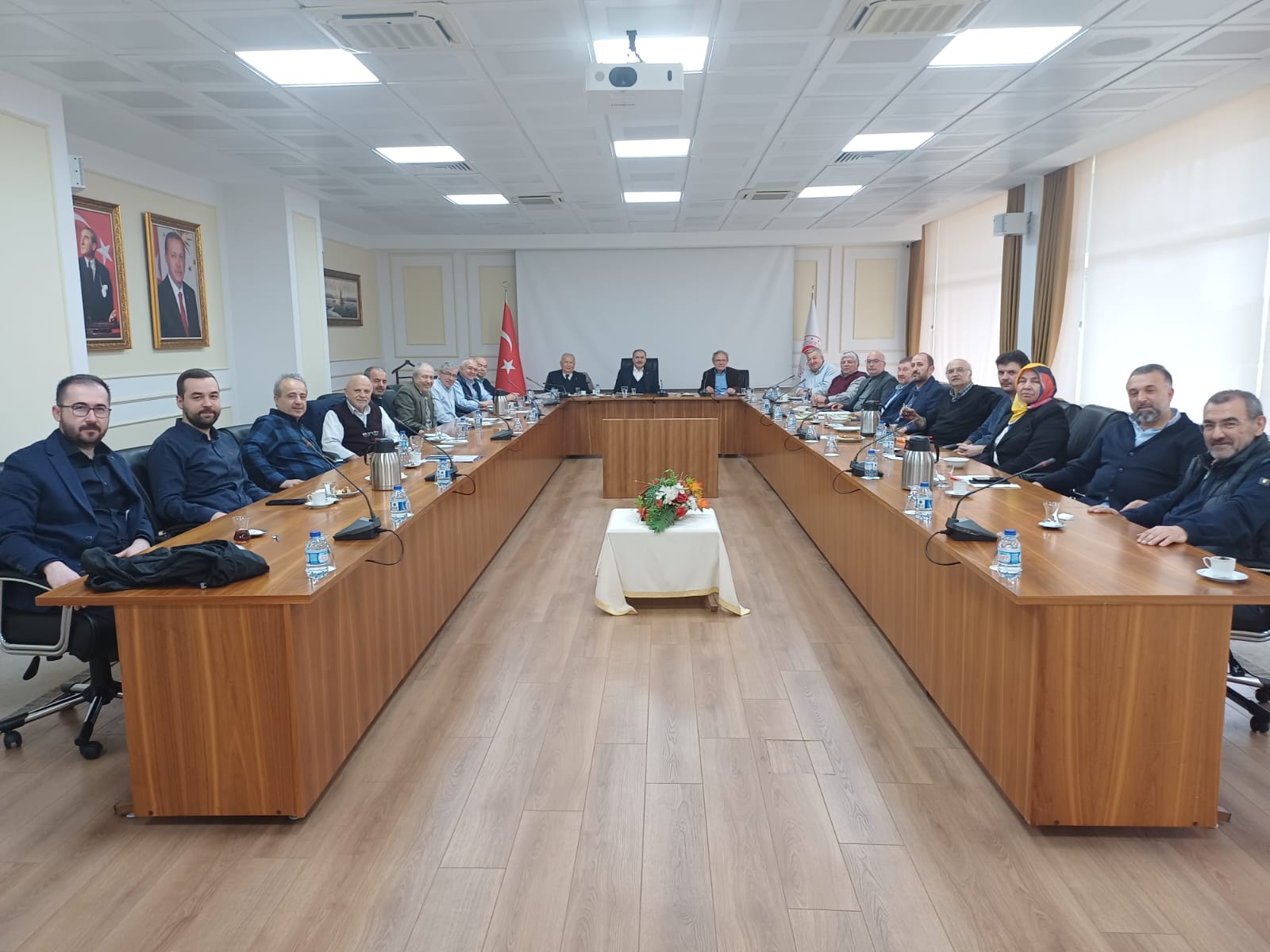 Şuhut Yardımlaşma Dayanışma ve Eğitim Vakfı, yeni dönemde hayata geçirmeyi