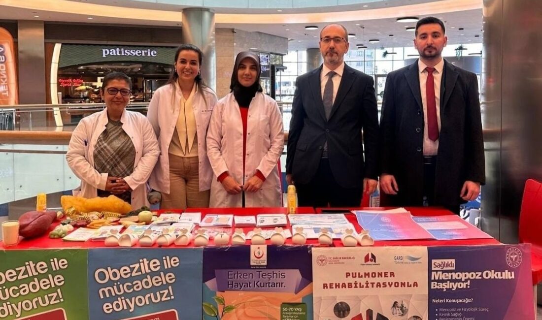 Ramazan’da sağlık programı kapsamında Toplum Sağlığı Merkezi tarafından bir AVM'de