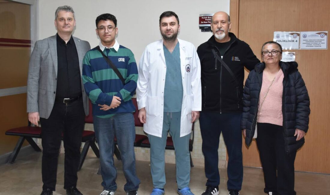 Afyonkarahisar Sağlık Bilimleri Üniversitesi (AFSÜ) Hastanesi, başarılı ameliyatlar ile bölge