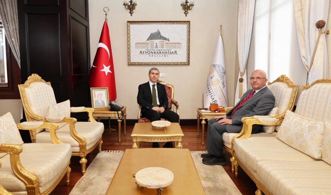 Afyonkarahisar Valisi Dr. Naci Aktaş, hayırlı olsun ziyaretleri kapsamında; Afyonkarahisar