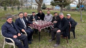 AK Parti Afyonkarahisar Milletvekili Hasan Arslan, Ramazan Bayramı kapsamında Hocalar