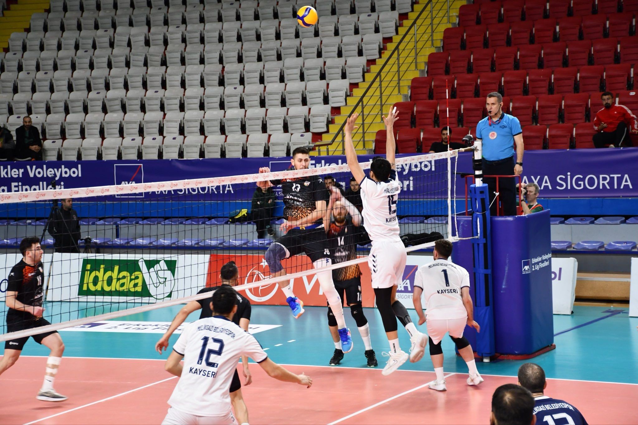 Afyonkarahisar’da 22-24 Mayıs 2026 tarihlerinde düzenlenecek voleybol aday hakem kursu