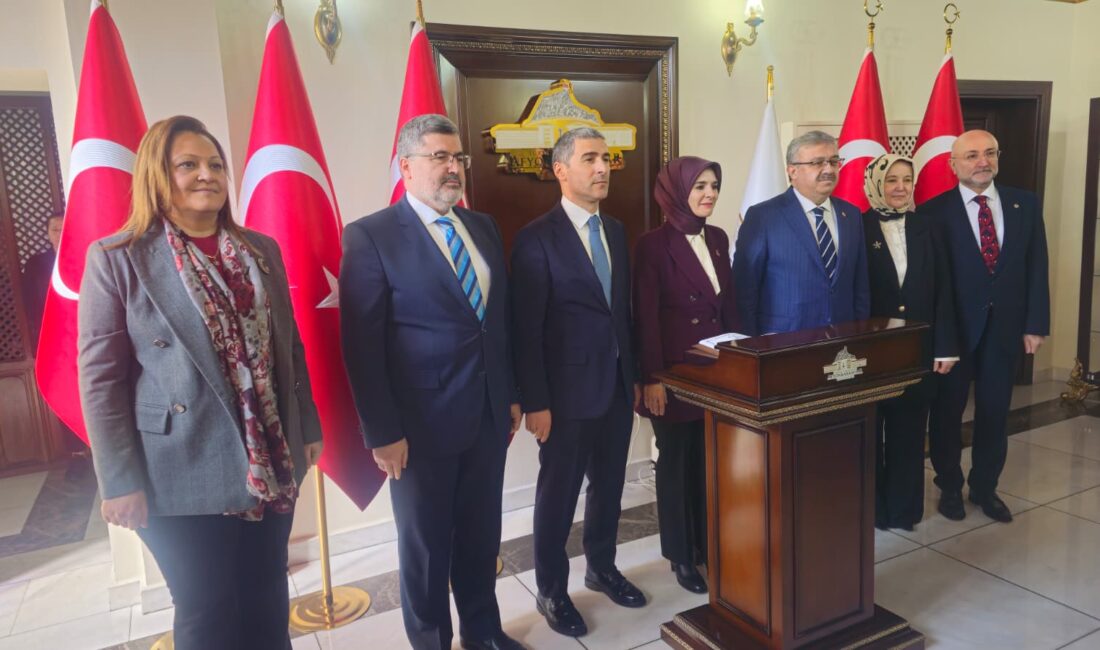 Bir dizi ziyaret ve temaslarda bulunmak üzere Afyonkarahisar’a gelen Aile