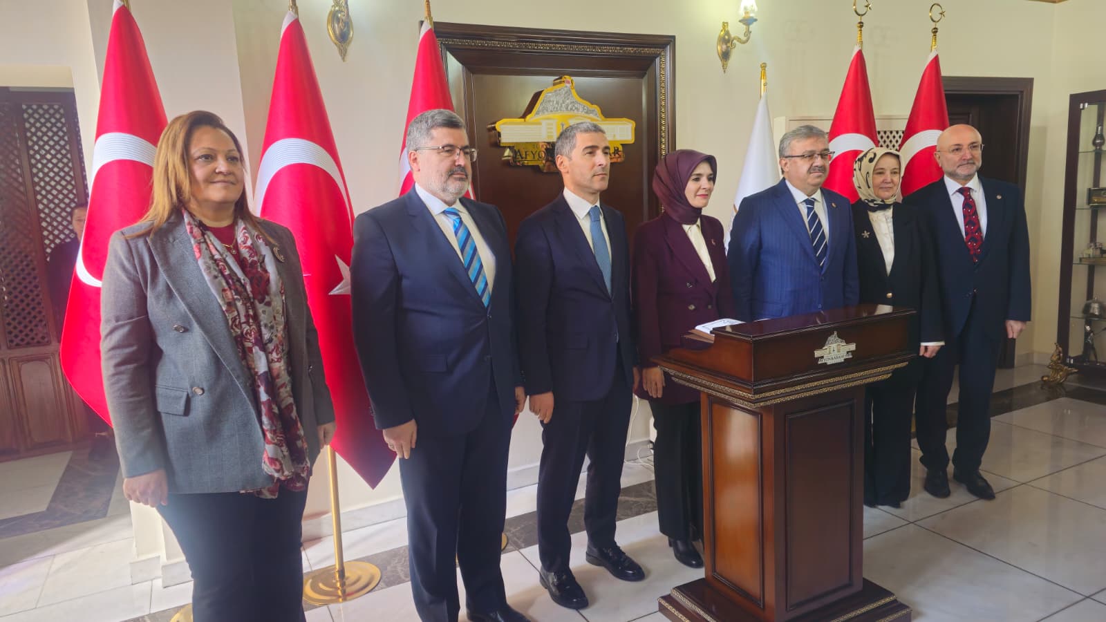 Bir dizi ziyaret ve temaslarda bulunmak üzere Afyonkarahisar’a gelen Aile