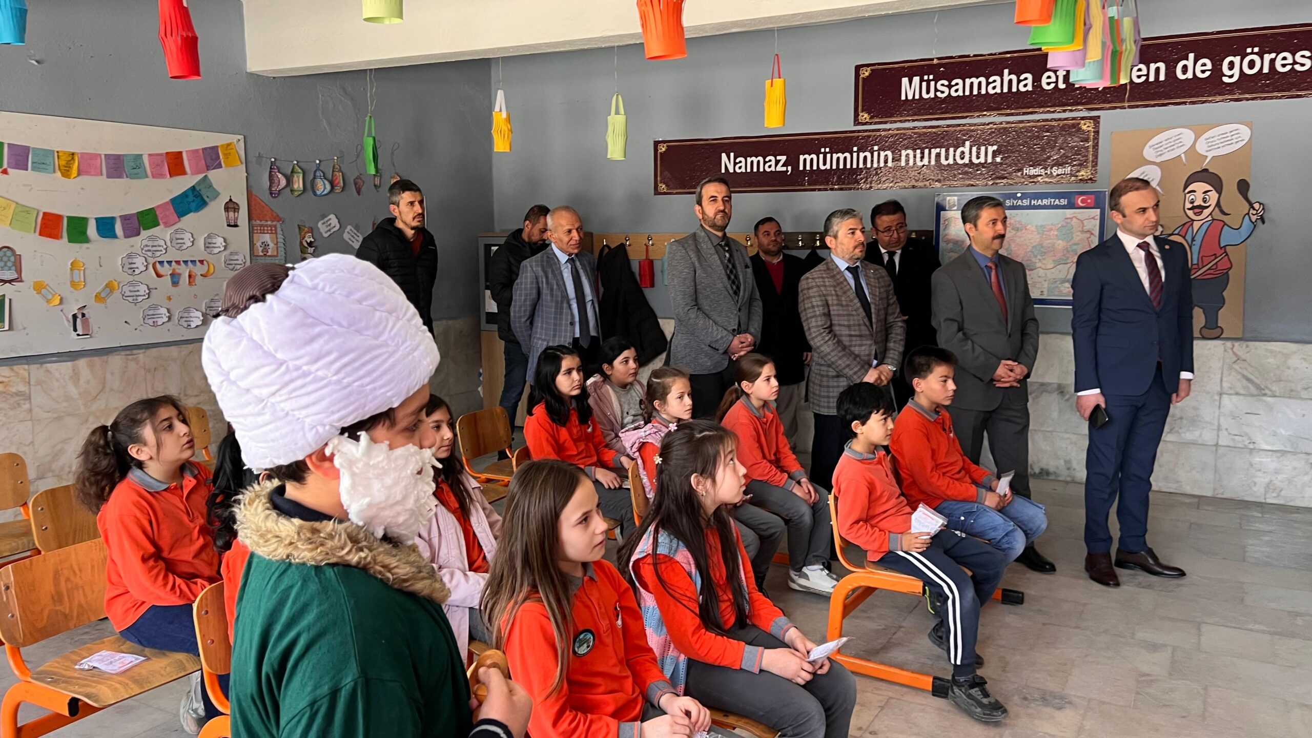 İscehisar İlçe Milli Eğitim Müdürlüğü koordinesinde hayata geçirilen "Maarifin Kalbinde