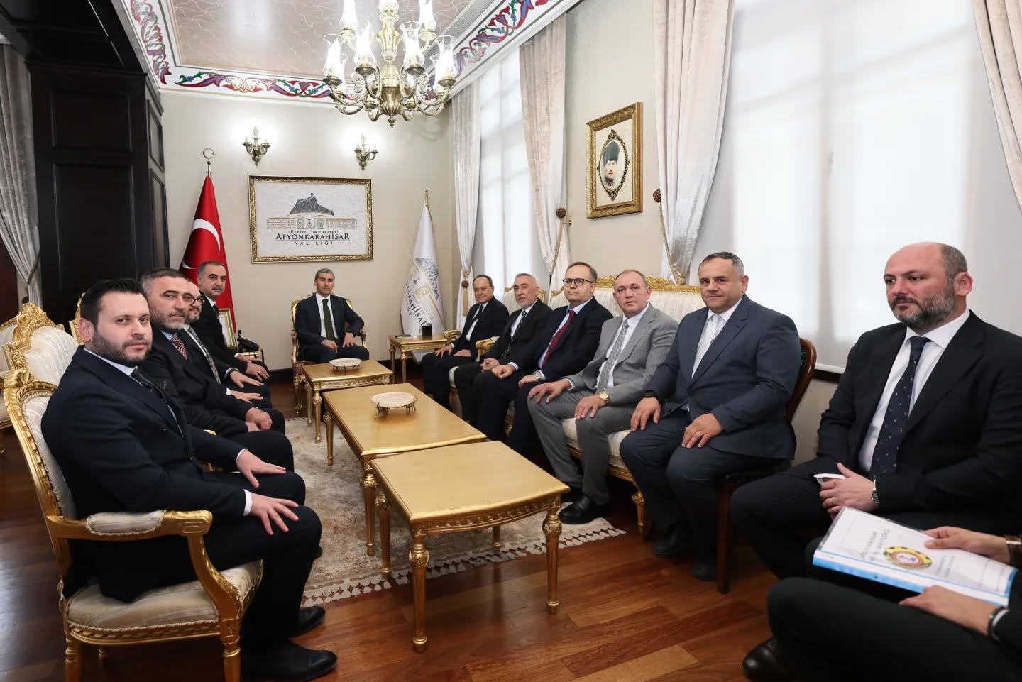 Afyonkarahisar Valisi Naci Aktaş, ATSO heyetini ağırladı. 