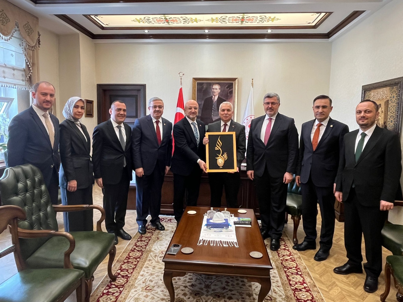 Afyonkarahisar’da görev yaptığı dönemde iz bırakan isimlerden biri olan eski