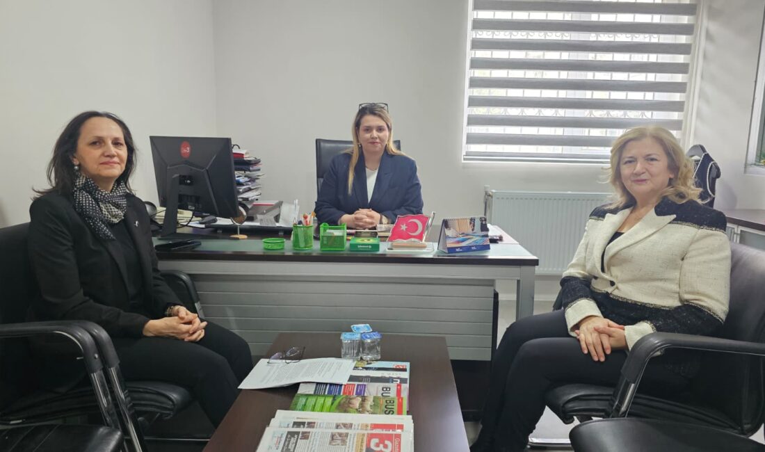 Afyonkarahisar İş Kadınları Derneği Yönetim Kurulu Başkanı Samiye Hancıoğlu ve