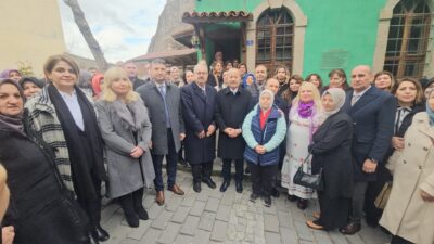 Afyonkarahisar Şairler ve Yazarlar Derneği, bu yıl ikincisini gerçekleştirdiği "Kadınana