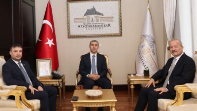 Milliyetçi Hareket Partisi Afyonkarahisar Milletvekili Mehmet Taytak, Afyonkarahisar’da gerçekleştirdiği ziyaret