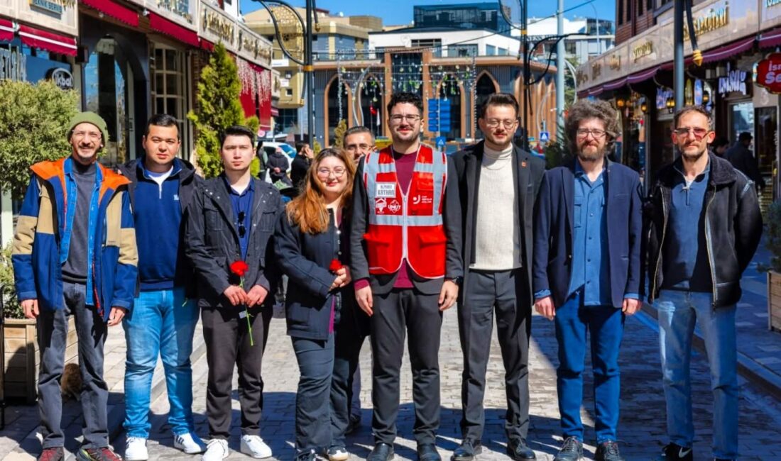 CHP Afyonkarahisar Gençlik Kolları üyeleri, 8 Mart Dünya Emekçi Kadınlar