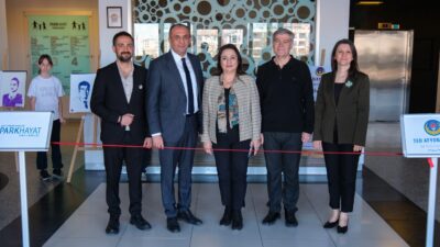 Tıp Bayramı Haftası kapsamında PARKHAYAT Afyonkarahisar Hastanesi’nde anlamlı ve renkli