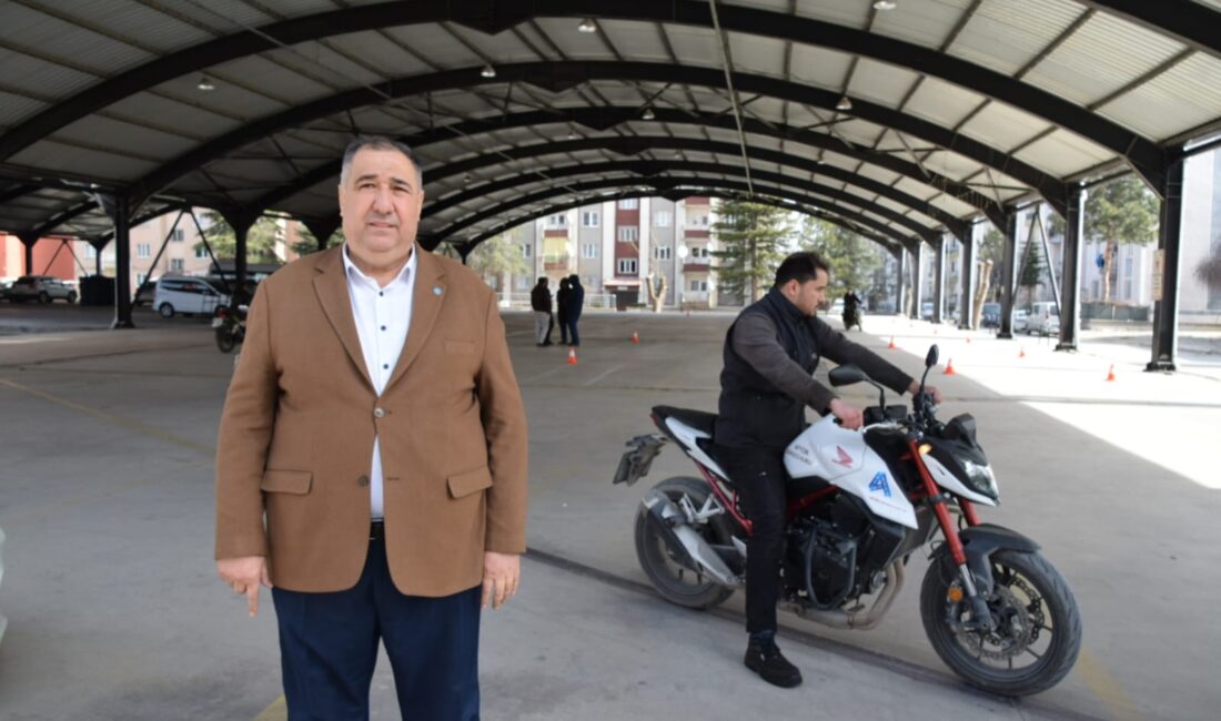 İYİ Parti Afyonkarahisar İl Başkanı Muhammet Mısırlıoğlu, son günlerde Gazi