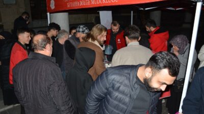 Rahmet ve mağfiret kapılarının sonuna kadar açıldığı mübarek Kadir Gecesi