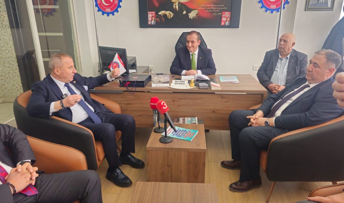 İYİ Parti Genel Başkan Yardımcısı ve Afyonkarahisar Milletvekili Hakan Şeref