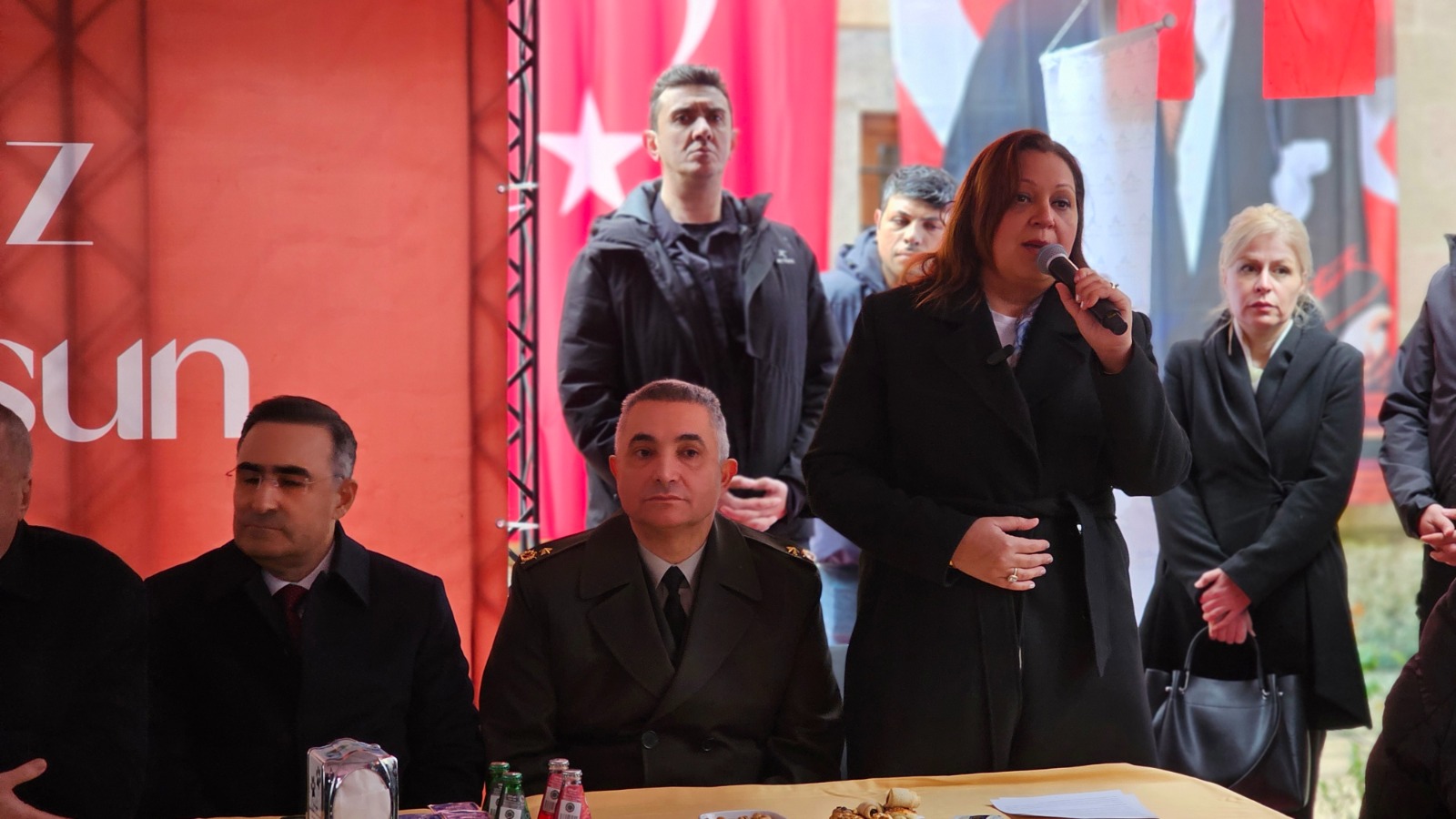 Afyonkarahisar'da Ramazan Bayramı dolayısıyla düzenlenen geleneksel bayramlaşma töreni, Taş Medrese’de