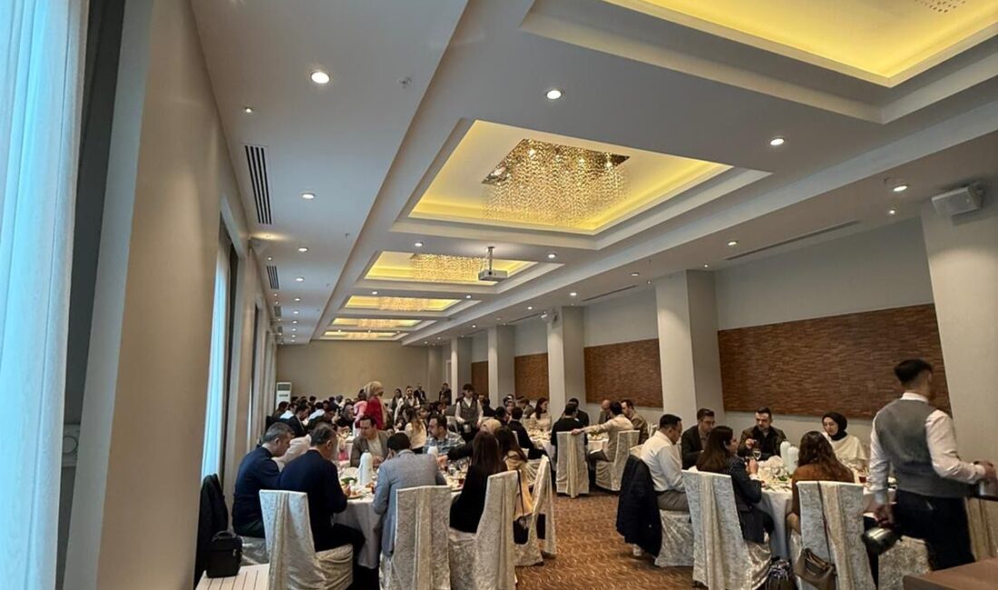 Termal turizmin ve gastronominin merkezi Afyonkarahisar, bayramın ikinci gününde anlamlı