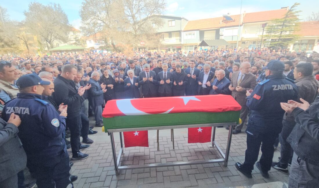 Tedavi gördüğü hastanede geçirdiği kalp krizi sonucu hayatını kaybeden, AK