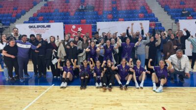 Niğde’de düzenlenen Okul Sporları Hentbol Yıldız Kızlar Türkiye Şampiyonası’nda Afyonkarahisar