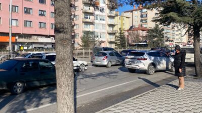 Afyonkarahisar'ın en işlek güzergahlarından biri olan Atatürk Caddesi'nde meydana gelen