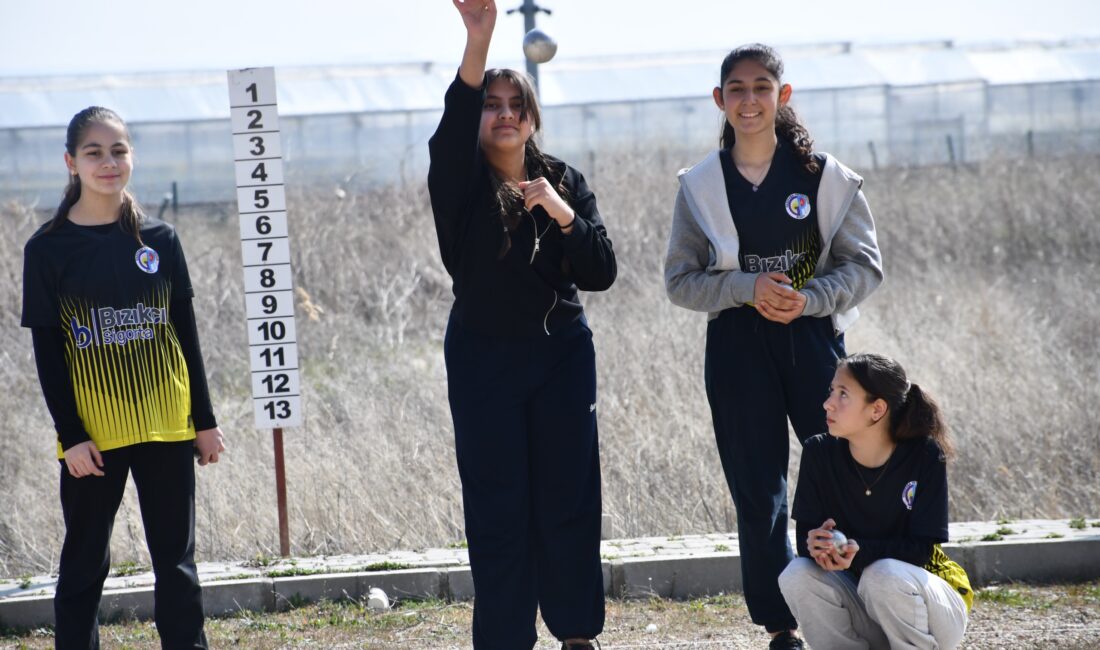 Okul Sporları yıldızlar kız erkek bocce müsabakaları Kocatepe Spor Kompleksi’nde