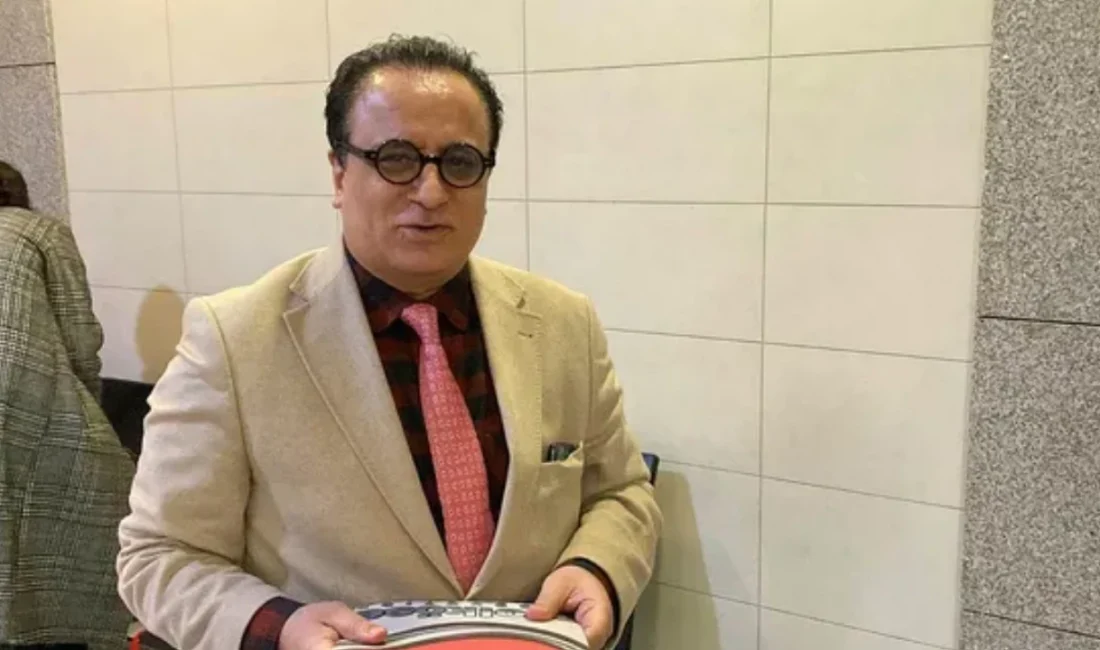 Aslen Elazığlı olan Erol Köse, Türk tıp doktoru, prodüktör ve