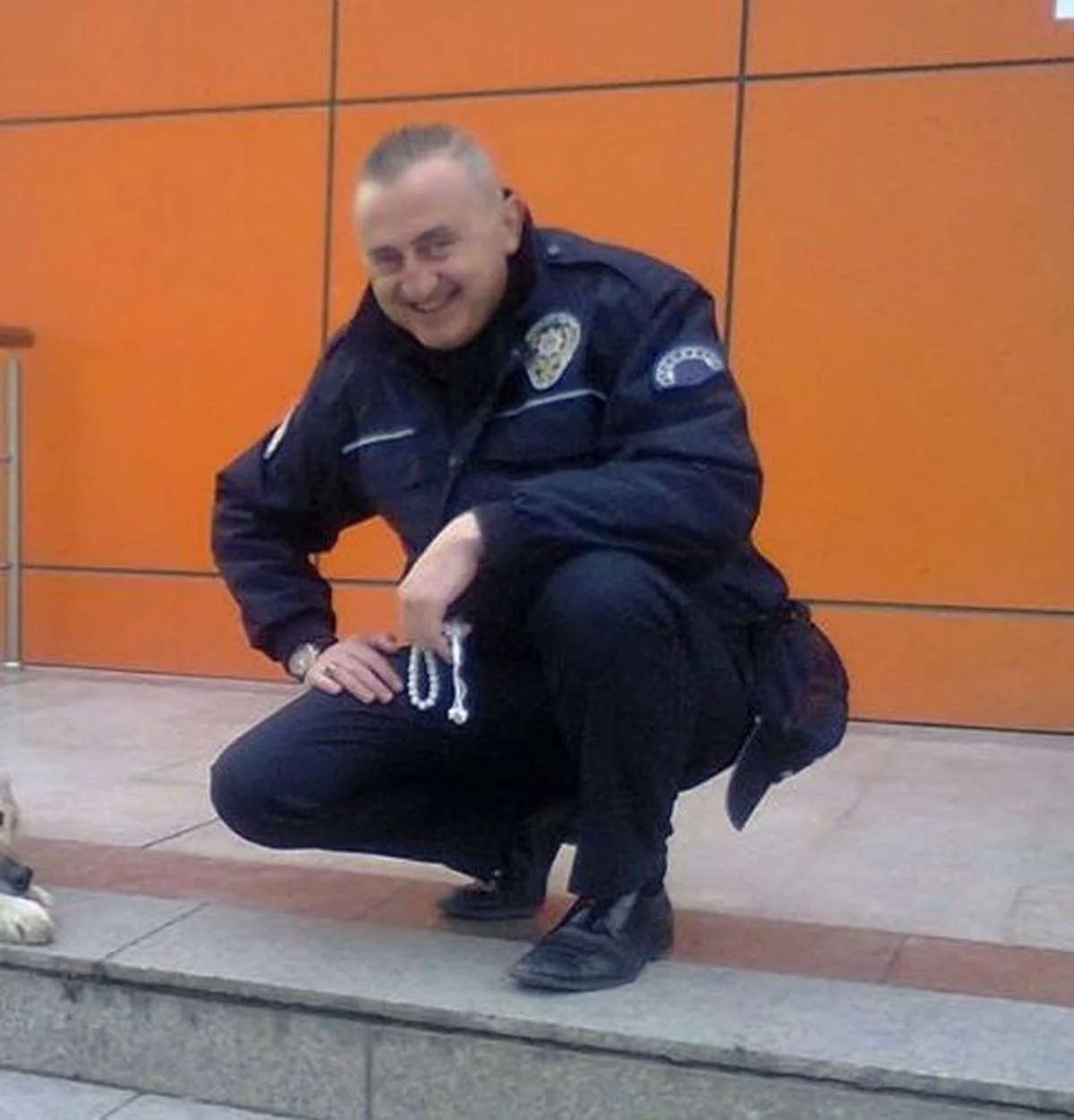 Kocaeli’nin İzmit ilçesinde bir eğlence mekanına yönelik düzenlenen silahlı saldırıdan